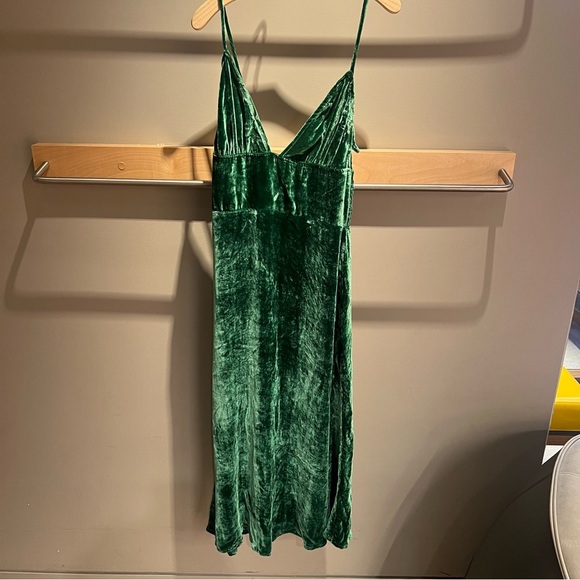 Reformation Melany Dress - Picture 4 of 10